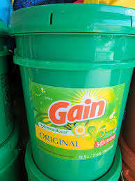 Détergent Gain à action puissante pour éliminer les taches tenaces avec un parfum frais original Gain - Product Image 2