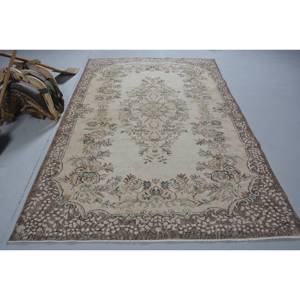 Vintage Turkish Rug Classic Beige Brown 5.8 X 9.1ft Large Area Woolen Patchwork Design for Hallway Rectangle Bedside Latex Rug - Product Image 1