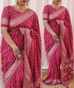 Prix de gros – Lahenga Choli Dupatta Salwar Kameez en soie, design indien exclusif et moderne, pour occasions spéciales et mariages - Product Image 5