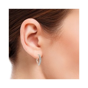 Boucles d'oreilles DelPia Dea Horta, tube externe 10 % or 18 carats sur tube en argent sterling 925, cristaux blancs à l'intérieur, rose, 15 mm - Product Image 5