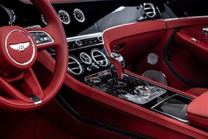 Bentley Continental GTC Speed AWD Híbrido Convertible 2025 con Asientos de Cuero - Product Image 5