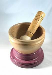 Mortero de madera con atractivo natural utilizado para la molienda orgánica y la mejora de la experiencia culinaria en cocinas caseras Rústicas - Product Image 6