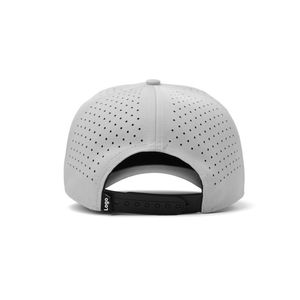 Casquette de golf respirante OEM avec cordon, visière incurvée, perforations laser et broderie personnalisée pour la performance athlétique - Product Image 4