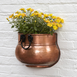 Superior Quality Vase Shape Hammered <b>Metal</b> Planter Antique Design Decorative Planter for Garden Ware Accessories in Lowest Price - Product Image 4