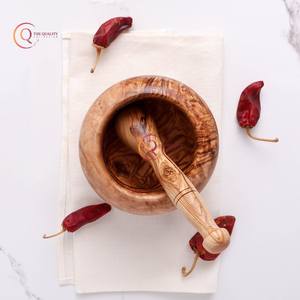 Juego de mortero y Maja de madera hecho a mano, trituradora de hierbas de madera con clase con herramienta de cocina y hogar de gran calidad para moler especias - Product Image 4