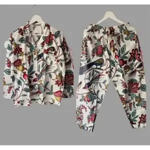 Ensemble de pyjama en jersey de coton imprimé pour femmes, vêtements de maison ODM, logo personnalisé, taille élastique, fermeture à boutons, grande taille, respirant, manches longues - Product Image 5