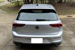 MÁS VENDIDO 2023 Volkswagen GTI S, Transmisión Manual de 6 Velocidades, Motor Turbo de 4 Cilindros y 241 hp, Sin Modificar - Product Image 6