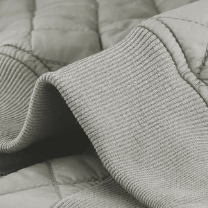 Chaqueta de bombardero de mujer de buena calidad, precio al por mayor, nueva chaqueta de bombardero de uso de temporada de invierno personalizada más vendida para mujer - Product Image 5