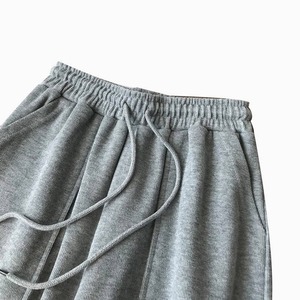 Logo personnalisé de haute qualité grande taille shorts de sport pour hommes vêtements de rue shorts pour hommes respirants et à séchage rapide - Product Image 1