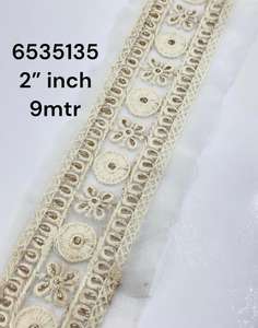 เครื่องปักผ้าลูกไม้สำหรับชุดแต่งงานและเสื้อผ้าสตรีมีหลายดีไซน์ลายปักด้วยไข่มุกสีขาว - Product Image 3