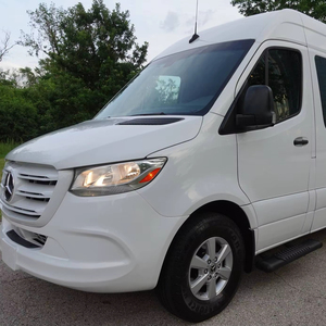 Sprinter 2500 2021, 1 Dueño, Conversión de Camioneta de Lujo, Motor Turbodiésel - Product Image 1