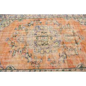 Tapis vintage 5,7 x 9,4 pieds, grand tapis turc, tapis à imprimé animalier orange - Product Image 4