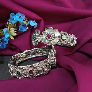 <b>Indian</b> Manufacture Jewellery Oxidized Antique Floral Crystal Hinge Openable Bracelet Wedding <b>Bangles</b> Jewelry for Women - Product Image 2