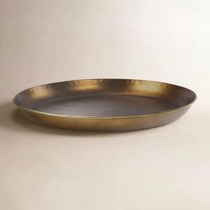 Bandeja de Servir Moderna de Latón con Acabado Dorado Pulido, Diseñada para Experiencias Culinarias Festivas de Ramadán y Bodas - Product Image 1