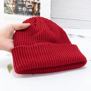 Gorros tejidos con logotipo personalizado | Gorros cálidos unisex de invierno, gorro acrílico con puños suaves para hombre y mujer | OEM ODM | Venta al por mayor | MOQ bajo - Product Image 3
