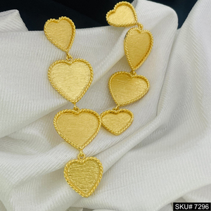 Stunning <b>Gold</b>-Plated <b>Heart</b>-Shaped Geometric Stud <b>Earrings</b> Vintage Trendy Brass Designer Jewelry for Engagement Drop <b>Earrings</b> - Product Image 1