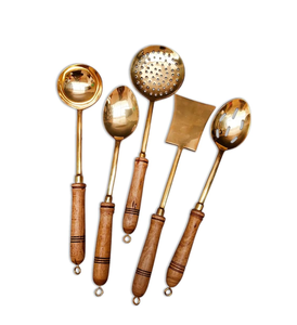 Juego de Cubiertos de Acero Inoxidable Más Vendido, con Mango de Madera, Acabado Plateado, Sostenible y Duradero para Comidas Diarias y Fiestas - Product Image 1