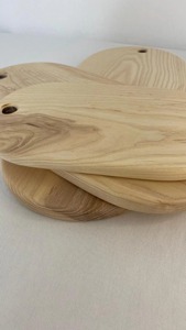 Tabla de Cortar Ovalada de Madera Premium, Diseño Simple, Ideal para Preparar Alimentos, Servir y Decoración del Hogar, Venta al por Mayor desde India - Product Image 2