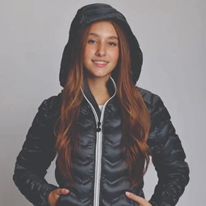 Meilleures ventes Veste matelassée personnalisée de créateur pour femmes Veste à capuche de haute qualité Fermeture à glissière Style décontracté réversible Vente en gros - Product Image 4