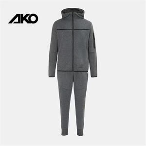 Conjunto Deportivo de Algodón 100% con Cremallera Completa para Hombre, Conjuntos Deportivos de Alta Calidad para Hombre, Logotipo Personalizado, el Mejor Producto en AKO Sport - Product Image 1