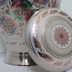 Urne de crémation de style américain avec un design floral unique pour garder les cendres de vos proches en toute sécurité fournie par HHO - Product Image 3