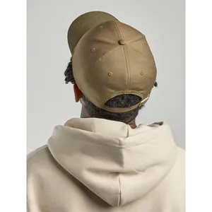 Cappellino sportivo personalizzato per merchandising - Product Image 6