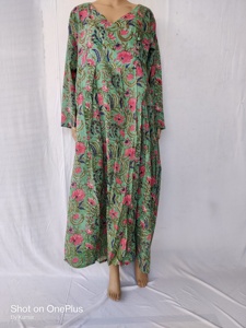 ชุดเดรสแม็กซี่พิมพ์ลายหรูหราเสื้อเชิ้ตทรงหลวมพร้อมกระดุมตกแต่งสำหรับสวมใส่วันเกิดแบบลำลอง - Product Image 3