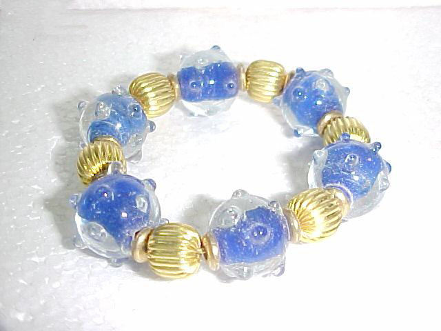 ตามที่แสดง