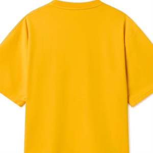 Camiseta holgada de gran tamaño unisex elegante y cómoda para trajes casuales relajados y capas - Product Image 6