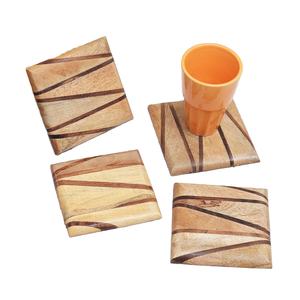 Posavasos de madera hechos a mano, posavasos de madera maciza de acacia, juego de posavasos con alfombrilla aislante para el hogar - Product Image 1