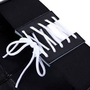 Protège-aine de boxe en cuir de haute qualité, personnalisable, best-seller, avec poignées, respirant, antidérapant, pour l'entraînement aux arts martiaux - Product Image 4