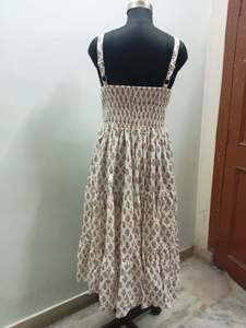 Vestido de estilo bohemio de verano de algodón informal hasta la rodilla con estampado floral tejido a mano indio para mujer cintura Natural - Product Image 4