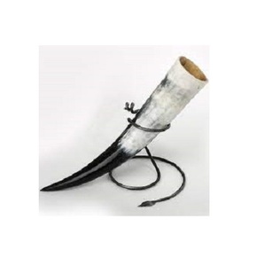 Corne de buffle et de boeuf polie de style viking pour whisky et bière corne de style animal à vendre - Product Image 2