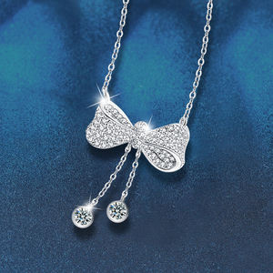 Collar con Colgante de Moissanita con Diseño de Flor y Lazo, Color D VVS, Cadena de Plata de Ley 925, Moderno, para Compromiso - Product Image 4