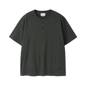 T-shirt uni en Offre Spéciale T-shirt basique en coton à demi-manches avec bouton T-shirt vierge pour hommes personnalisé Fabriqué au Bangladesh - Product Image 2