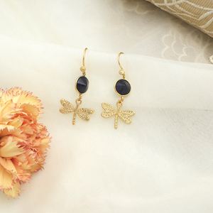 ต่างหูระย้ารูปผีเสื้อสีฟ้าทำด้วยมือ | งานแต่งงานของผู้หญิงชุบทอง18K สุดหรู | ผู้ส่งออกผู้ผลิตจากอินเดีย - Product Image 1