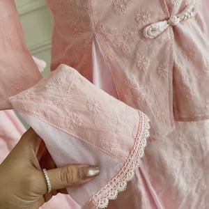 OEM ODM Pink Vintage Lace Blouse and <b>Long</b> <b>Skirt</b> Wholesale Set for Women - Product Image 4