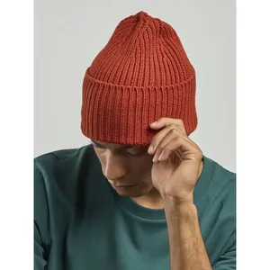 Casquettes promotionnelles en chêne durable Polylana pour le merchandising - Product Image 1