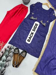 Cada traje Salwar se adapta a la perfección y se envuelve en protocolos de embalaje adecuados para boutiques de alta gama hechos a medida - Product Image 3