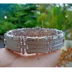 Pulsera de eslabones de moissanita real de corte redondo de 12 quilates para hombre, pulseras de diamantes de moissanita lujosas de plata chapadas en oro blanco de 14 quilates - Product Image 1