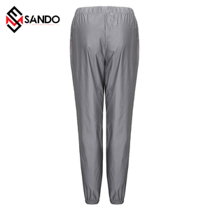 Vente en gros de survêtements de fitness unisexe avec logo personnalisé survêtement d'entraînement réfléchissant pour l'hiver - Product Image 6