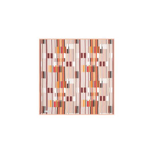 Écharpe carrée beige à motif floral, accessoire d'été personnalisé en polyester - Product Image 1