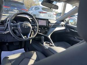 Toyota Camry LE 2023 Usado en Buen Estado - Product Image 4