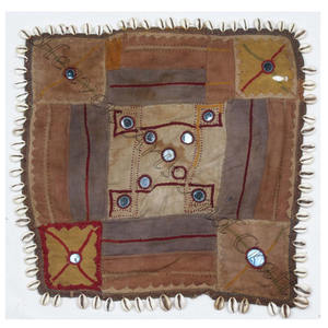 Accessoires en tissu brodés à la main de style vintage indien, travail de miroir, patch en tissu de coton, miroir indien, broderie à la main de Kutch, carré - Product Image 1