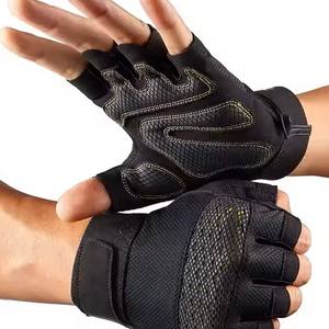 Guantes de levantamiento de pesas cómodos y ajustables Guantes de mano de fitness Trabajo personalizado Pakistán Hecho para hombres con la más alta calidad - Product Image 6
