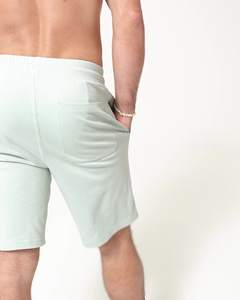 Mallas de gimnasio de secado rápido de alta calidad para hombre, pantalones cortos informales para correr, características impermeables ecológicas, patrón sólido al por mayor - Product Image 3