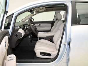 Véhicule électrique d'occasion UT 2025, autonomie CLTC de 420 km, moteur de 136 chevaux, SUV compact 5 places - Product Image 2