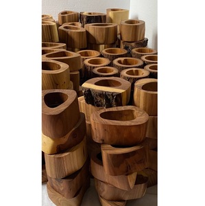 Bougeoirs et pots en bois de luxe, support à bougie artisanal de qualité supérieure pour la décoration de Noël et les cadeaux - Product Image 4