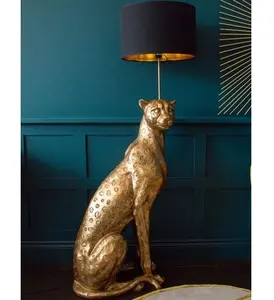 O alumínio dourado Casted Leapord Floor Lamp For Home Decoração De Luxo Hotéis Sala De Estar Ou Decoração Do Escritório