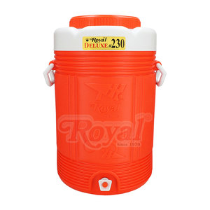 Caja refrigeradora de viaje Royal Deluxe de 41 litros, HDPE reutilizable con tapa de bloqueo y ruedas resistentes para una fácil movilidad - Product Image 1